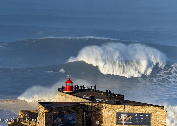 Beachfront Apartment Nazaré